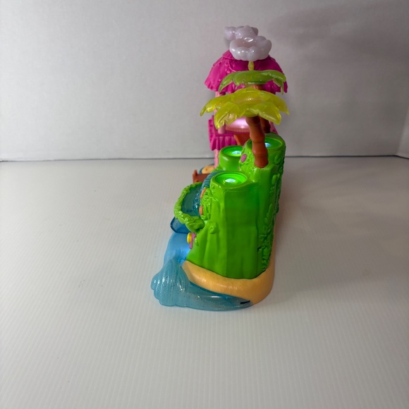 Hatchimals CollEGGtibles Tropical Party Play Set WORKS